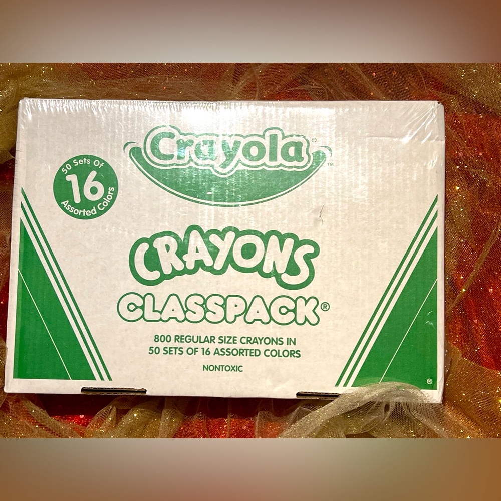 NWT: Crayola Crayon, 800 Count, Bulk Supply Pack, Large Crayon Box, 16 Colors